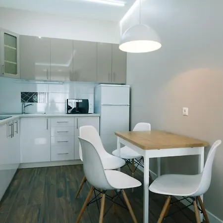на улице деловая Apartment